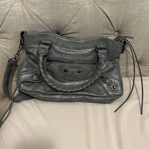 Women lamb skin shoulder bag